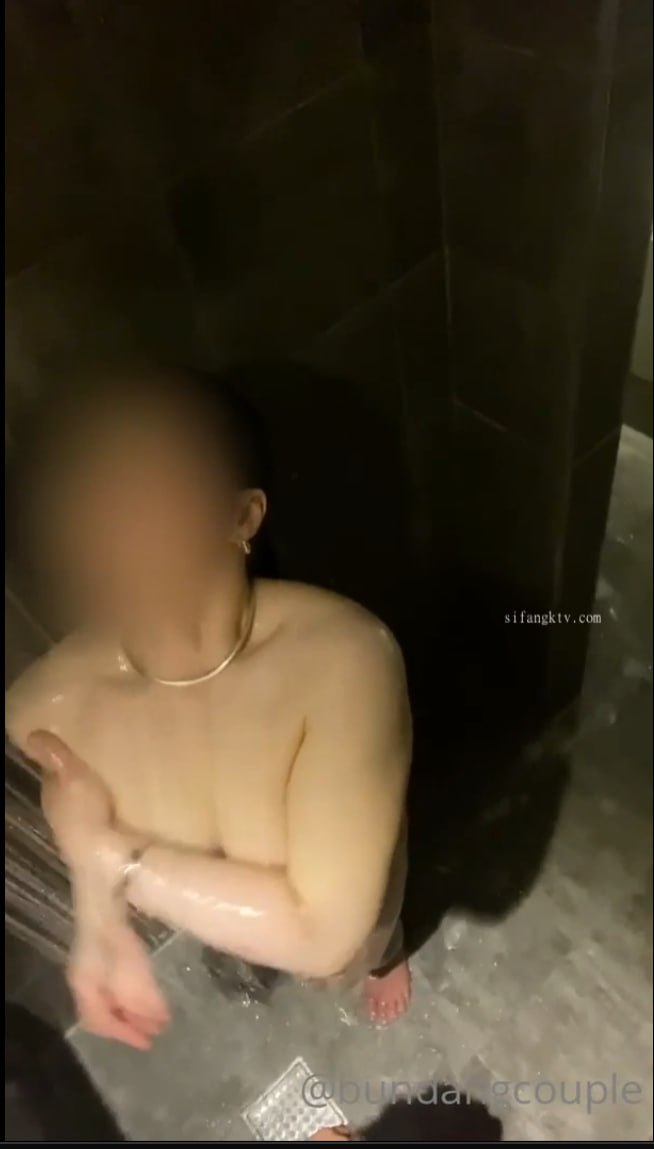 仓储联盟绿帽老公找来的单男把老婆内射哭了！【完整版78分钟已上传简介】